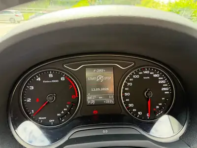 Audi A3 Limousine 1.4 TFSI Ambition — Berline compacte fiable, 64'000 km, garantie 12 mois — Miniature 20