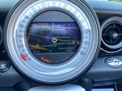 MINI Cooper S Cabriolet Steptronic — Décapotable urbaine dynamique, expertisée et sans sinistre — Miniature 8