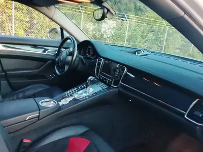 Porsche Panamera 4.8 V8 4S PDK — Gran turismo sportif, 165'000 km, sans sinistre — arrière