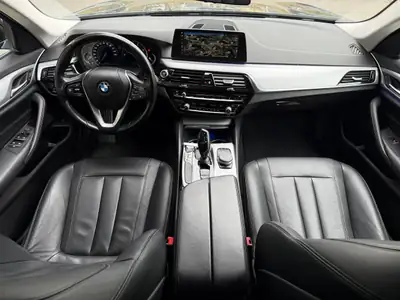 BMW 520 Diesel 2019 — Berline élégante, boîte auto, sans sinistre — tableau de bord
