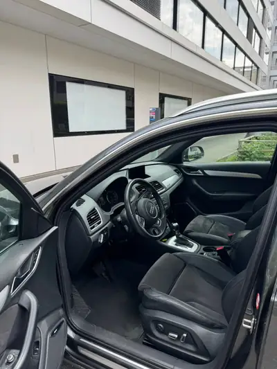 Audi Q3 2.0 TFSI Sport quattro — SUV compact performant, 59 500 km, traction intégrale — Seitenansicht