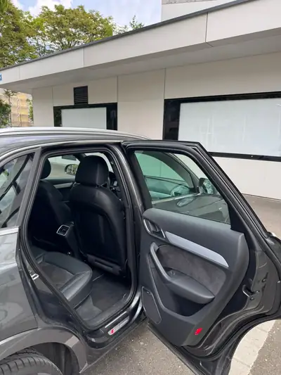 Audi Q3 2.0 TFSI Sport quattro — SUV compact performant, 59 500 km, traction intégrale — Detail