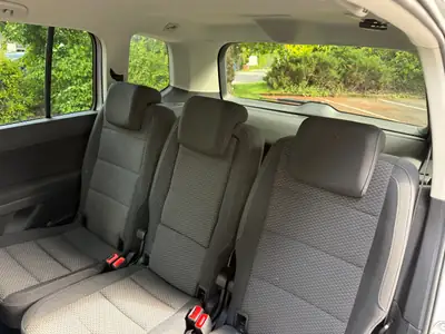 VW Touran 2.0 TDI BlueMotion — Monospace fiable, consommation maîtrisée, 185 000 km — Miniature 10