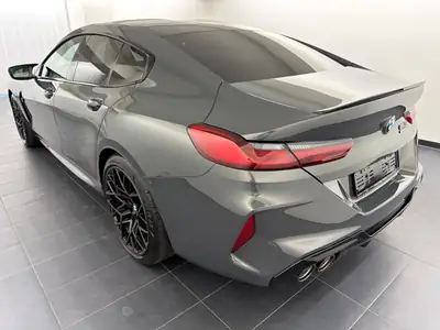 BMW M8 xDrive M Competition 2025 — Coupé sportif 626 ch, première main avec garantie — side view
