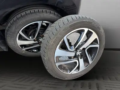 Peugeot 108 1.0 VTi Allure ETG — Citadine économe, 39'650 km, caméra de recul — Thumbnail 20