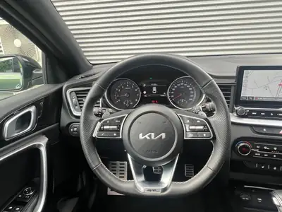 Kia ProCeed 1.5 T-GDi MHEV GT-Line — Break sportif hybride, 16'000 km seulement — Thumbnail 11
