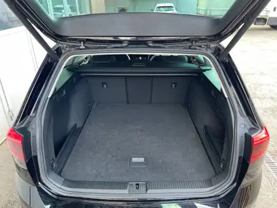 VW Passat 2.0 TDI 200 4Motion — Break robuste, transmission DSG, 4 roues motrices — Thumbnail 15