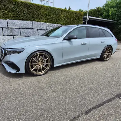Mercedes-Benz E 450 d AMG Line 4Matic — Break diesel hybride, faible kilométrage — Innenraum