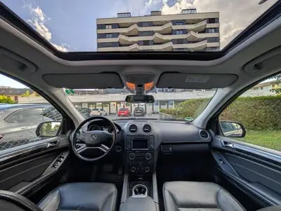 Mercedes-Benz GL 350 V6 CDI BlueTec — 7 places, diesel performant, 138000 km — intérieur