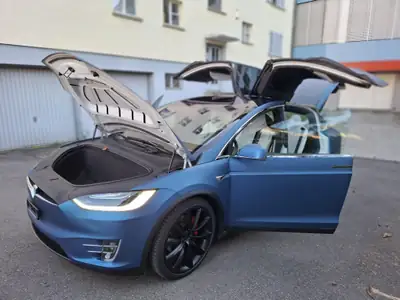Tesla Model X Ludicrous Performance — SUV électrique 7 places, 795 ch, Autopilot avancé — Miniatura 7