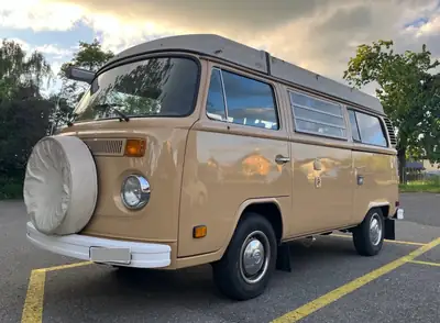 VW T2 Westfalia Campmobile 1979 — Légende du camping-car, 86 500 km — fianco