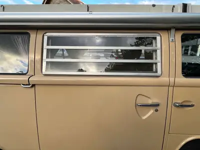 VW T2 Westfalia Campmobile 1979 — Légende du camping-car, 86 500 km — cruscotto