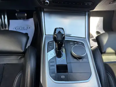 BMW 320d xDrive M Sport — Diesel performant, transmission auto, expertise complète — Miniature 8