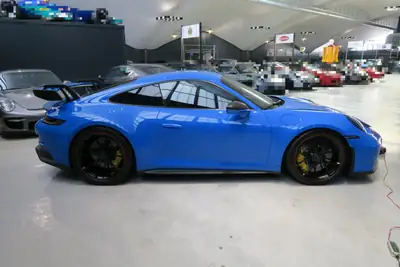 Porsche 911 4.0 GT3 Clubsport — Pure performance sportive, 3800 km seulement — detail