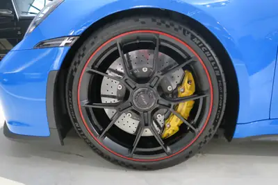 Porsche 911 4.0 GT3 Clubsport — Pure performance sportive, 3800 km seulement — Thumbnail 15