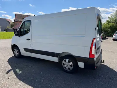 Renault Master 2.3 dCi 130 — Utilitaire robuste, frais du contrôle technique — tableau de bord