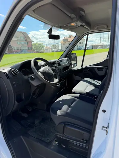 Renault Master 2.3 dCi 130 — Utilitaire robuste, frais du contrôle technique — détail