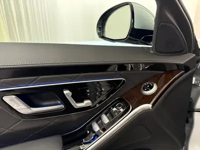 Mercedes-Benz S 350 d — Berline de prestige diesel, 59'100 km seulement — Miniatura 10