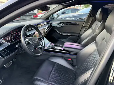 Audi S8 TFSI quattro — Berline de luxe sportive, 571 ch, Full Black premium — Miniatur 10