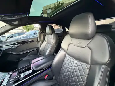 Audi S8 TFSI quattro — Berline de luxe sportive, 571 ch, Full Black premium — Miniatur 14