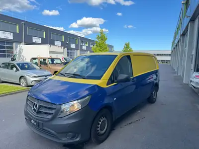 Mercedes-Benz Vito 114 CDI — Utilitaire fiable et économique, 277'000 km certifiés — fianco