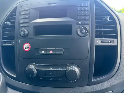 Mercedes-Benz Vito 114 CDI — Utilitaire fiable et économique, 277'000 km certifiés — Miniatura 10