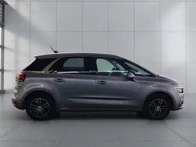 Citroën C4 Picasso 1.2 PureTech — Monospace pratique, automatique, entretien dealer — dashboard