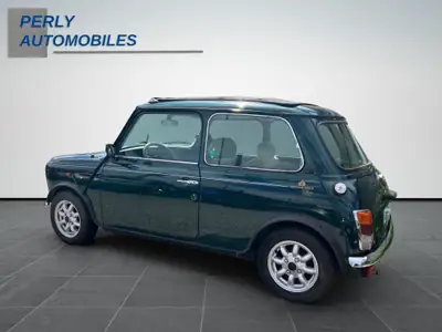 MINI Cooper 1.3i 1995 — Classique britannique, moteur fiable et consommation économique — intérieur
