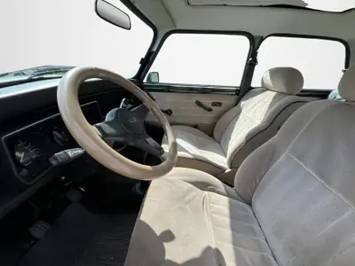 MINI Cooper 1.3i 1995 — Classique britannique, moteur fiable et consommation économique — Miniature 7