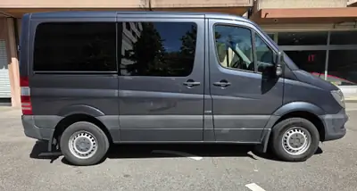 Mercedes-Benz Sprinter 2.2 CDI 129 cv — Utilitaire polyvalent, 98 500 km, 8 places — arrière
