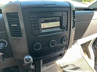 Mercedes-Benz Sprinter 2.2 CDI 129 cv — Utilitaire polyvalent, 98 500 km, 8 places — Miniature 7