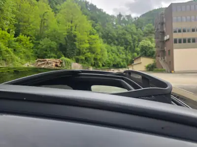 Mercedes-Benz GLC 63 S AMG — 510 ch, Pack carbone et attelage, intérieur cuir noir premium — Miniatur 8