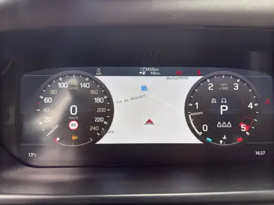 Land Rover Defender 90 3.0D I6 250 — SUV robuste, caméra 360° et attelage renforcé — Thumbnail 16