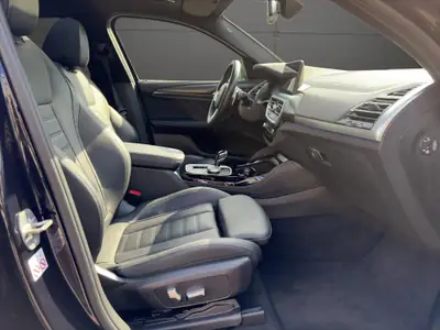 BMW X4 xDrive 30i M Sport — SUV coupé dynamique, 245 ch et équipements premium — Miniatura 17