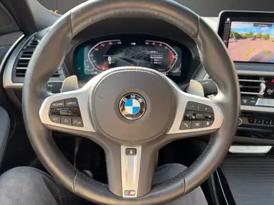 BMW X4 xDrive 30i M Sport — SUV coupé dynamique, 245 ch et équipements premium — Miniatura 24