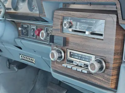 Chevrolet Caprice 1978 — Corbillard authentique, 90'798 km, V8 5.7L — Miniatura 13