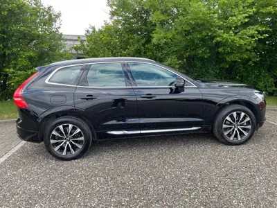 Volvo XC60 B4 MH Plus Bright AWD — SUV hybride diesel, 50'500 km seulement — vista posteriore