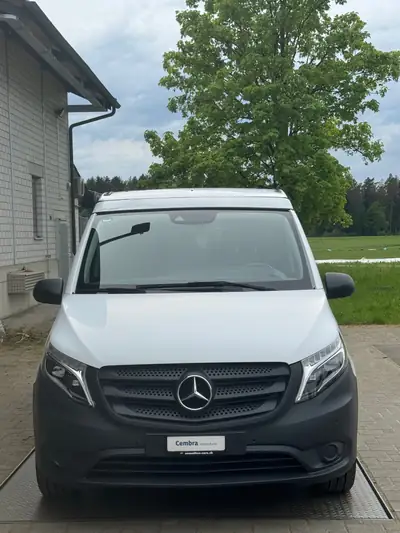 Mercedes-Benz Vito Marco Polo Activity 250 d 4M — Camping-car compact, 4 roues motrices, état impeccable — côté