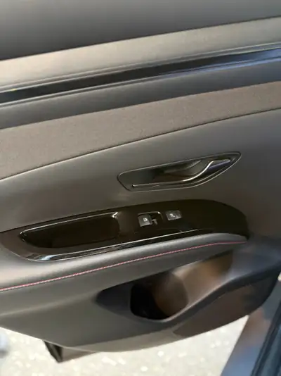 Hyundai Tucson 1.6 TGDI 48V N Line — SUV hybride léger, toit ouvrant, 62 500 km — Thumbnail 24