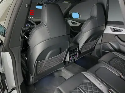 Audi SQ8 TFSI Quattro — SUV haute performance 508 ch, 11'000 km seulement — Miniature 16