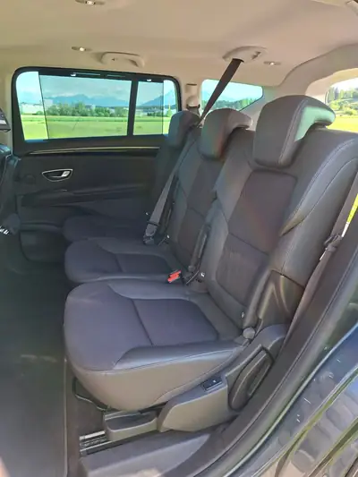 Renault Espace 1.8 TCe 225 — 7 places, toit panoramique, équipement premium — dashboard