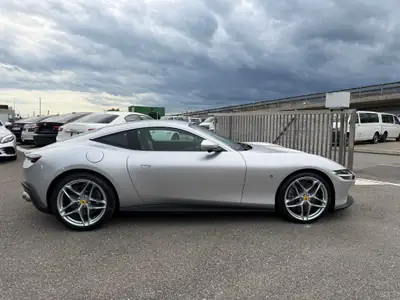 Ferrari Roma 3.9 V8 T — Coupé sportif 4 places, 620 ch, garantie Ferrari 2 ans — Miniatur 7