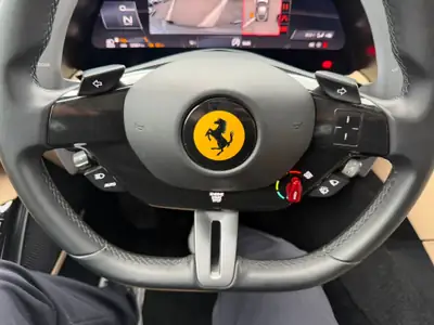 Ferrari Roma 3.9 V8 T — Coupé sportif 4 places, 620 ch, garantie Ferrari 2 ans — Miniatur 21