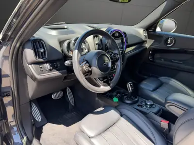 MINI Countryman Cooper S Pack JCW ALL4 — SUV compact sportif, 4x4 intégral et équipé — Miniature 11