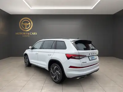 Skoda Kodiaq RS 4x4 2022 — SUV 7 places, moteur 245 ch, équipement premium — vista posteriore