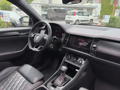 Skoda Kodiaq RS 4x4 2022 — SUV 7 places, moteur 245 ch, équipement premium — Miniatura 19