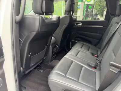 Jeep Grand Cherokee 3.0 CRD Summit — 4×4 robuste, caméra et toit ouvrant — Miniature 18
