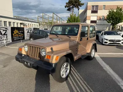 Jeep Wrangler 4.0 Sahara Hardtop — Légende tout-terrain, expertise du jour — Seitenansicht