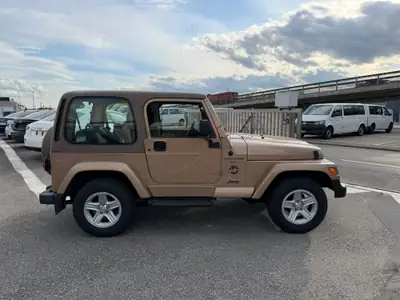 Jeep Wrangler 4.0 Sahara Hardtop — Légende tout-terrain, expertise du jour — Miniatur 7