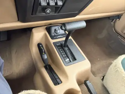 Jeep Wrangler 4.0 Sahara Hardtop — Légende tout-terrain, expertise du jour — Miniatur 15